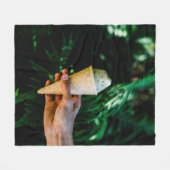 Person holding ice cream フリースブランケット (正面(横))