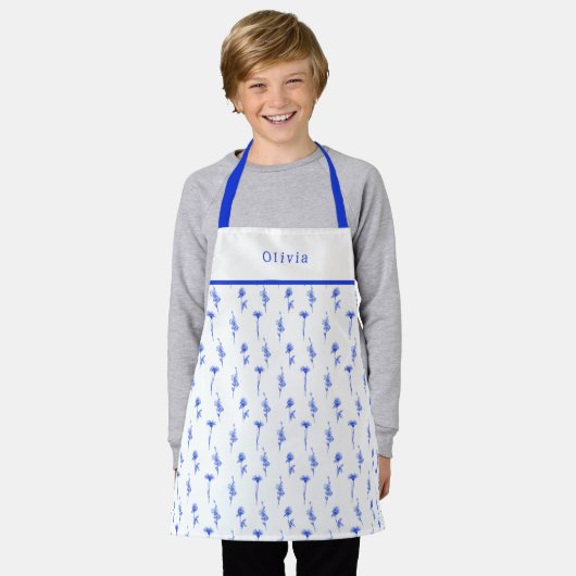 Personalised Blue Floral Pattern Apron. エプロン (着用した状態)
