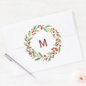 Personalised Christmas Monogram Red-Berry Wreath ラウンドシール (封筒)