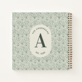 Personalised Family Name Monogram Sage Green Deco ノートブック (裏面)