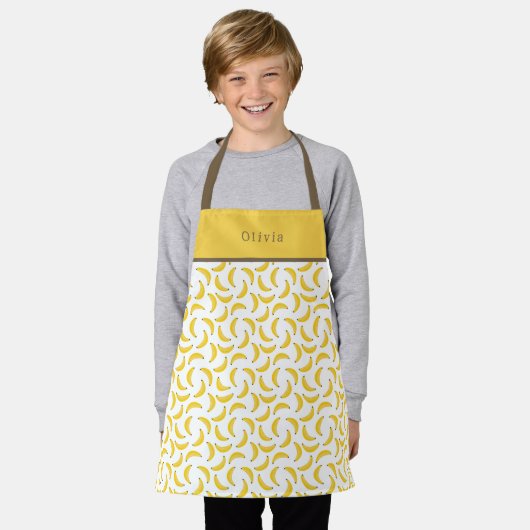 Personalised Yellow Banana Pattern Apron. エプロン (着用した状態)