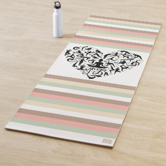 Personalisierte Yoga Matte mit Herz und Name ヨガマット