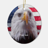Personalize American Bald eagle and Flag セラミックオーナメント (左)