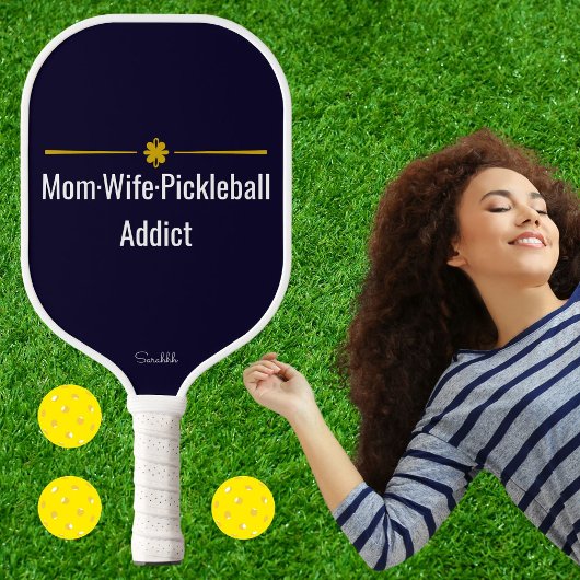Personalize Mom Wife Pickleball Addict Custom Name ピックルボールラケット