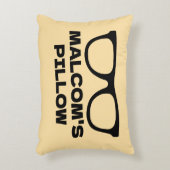 Personalized accent pillow with black spectacles アクセントクッション (正面(垂直))