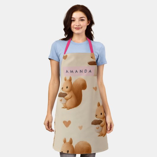Personalized Adorable Squirrel and Acorn Pattern エプロン (着用した状態)