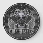 Personalized American Flag Biker Skull Motorcycle ラージ壁時計 (正面)