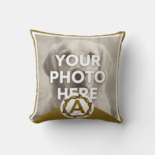 Personalized Artisan Monogram A | Wood Frame クッション (正面)