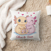 Personalized Axolotl Valentine Throw Pillow クッション (ブランケット)