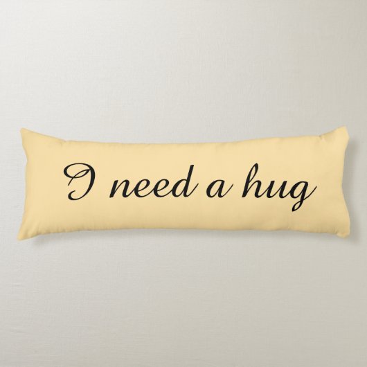 Personalized beige body pillows ボディピロー (正面)