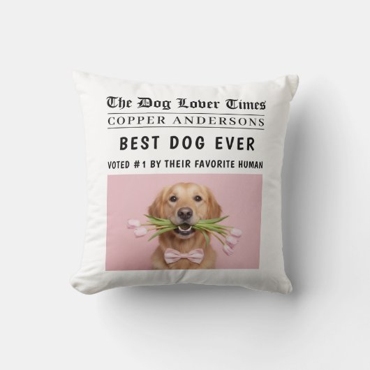 Personalized “Best Dog Ever” Newspaper Photo  クッション (正面)