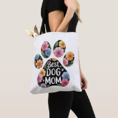 Personalized Best Dog Mom Floral Paw トートバッグ (クローズアップ)