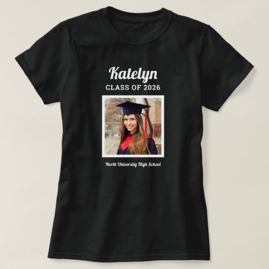 Personalized Black Class of 2022 Graduation Photo Tシャツ (デザイン正面)