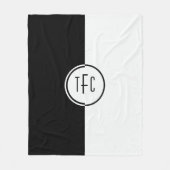 Personalized Black & White Geometric Design Fleece フリースブランケット (正面)