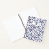 Personalized Blue Floral Spiral Notebook 8.5x11 ノートブック (内部)