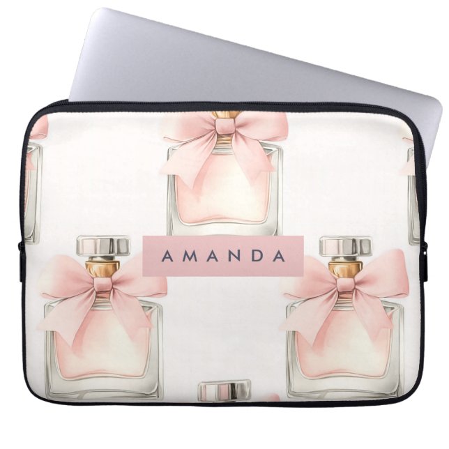 Personalized Blush Perfume Bottle Coquette Pattern ラップトップスリーブ (正面)