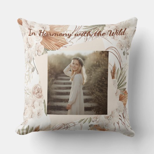 Personalized Boho Pillow  Bohemian Photo Gift クッション (正面)