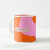 Personalized Bold Orange and Pink Wave Stripe ツートーンマグカップ (正面左)