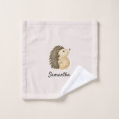 Personalized Burp Cloth with Hedgehog Design ウォッシュタオル (ウォッシュタオル)