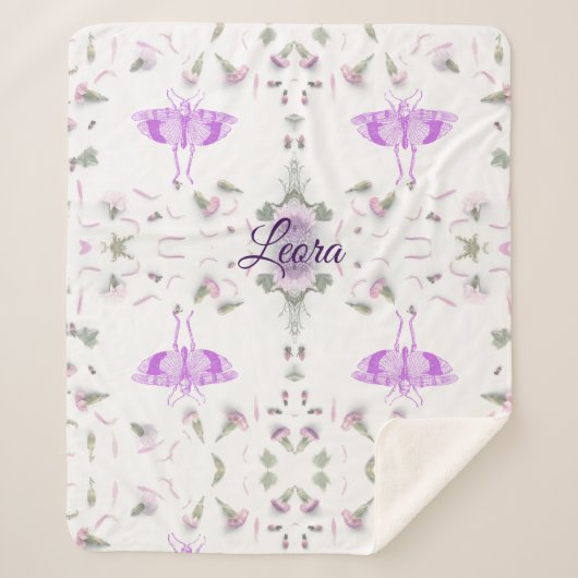 Personalized Butterfly Name Blanket シェルパブランケット (正面)