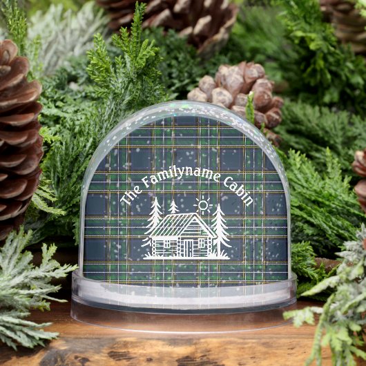 Personalized Cabin Snow Globe with Green Tartan  (冬)