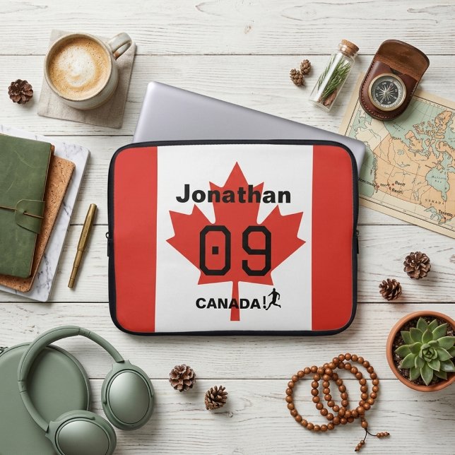 Personalized Canada Maple Leaf Tech Gift ラップトップスリーブ (クリエイターアップロード済み)