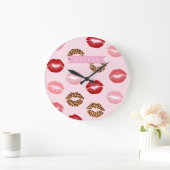 Personalized Chic Pink Leopart Print Lip Pattern ラージ壁時計 (ホーム)