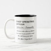 Personalized Chief Operating Officer Definition ツートーンマグカップ (左)