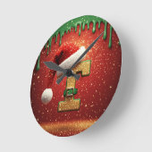 Personalized Christmas Monogram T with Santa Hat ラウンド壁時計 (傾斜)