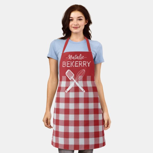 Personalized classic red tartan plaid Bekerry エプロン (着用した状態)