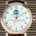 Personalized couple names green white minimal 腕時計<br><div class="desc">Personalized with his & her initials and date, this custom watch is a sweet anniversary gift to celebrate a milestone occasion for a couple. It makes a meaningful gift for a special day. Personalized Watch Wedding Gift for Groom, Watch For Groom, Anniversary Gift for Men, Groom Gift From Bride, Gift...</div>
