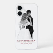 Personalized Couple Names & Year - Elegant Photo  iPhone 16ケース (裏面)