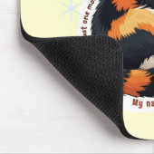 Personalized Cozy Calico Cat Reading Mousepad マウスパッド (コーナー)