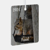 Personalized Cute Fox Squirrel メタルオーナメント (正面右)