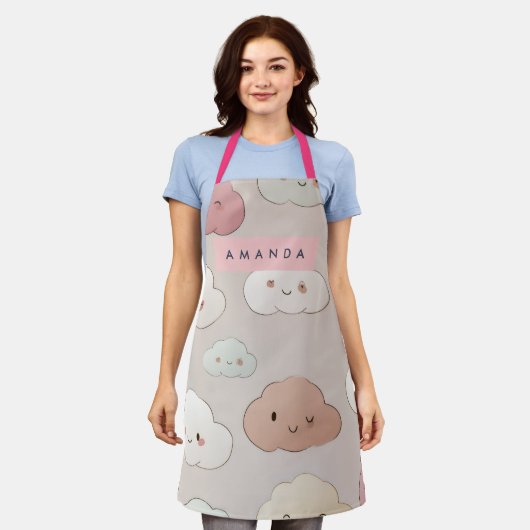 Personalized Cute Kawaii Pastel Smiling Clouds エプロン (着用した状態)