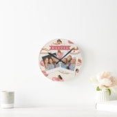 Personalized Cute Pink Pool Float Summer Aesthetic ラウンド壁時計 (ホーム)