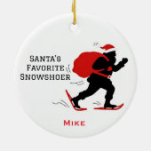 Personalized Cute Santa's Favorite Snowshoer セラミックオーナメント (裏面)