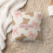 Personalized Cute Teddy Bear and Pink Bow Pattern クッション (ブランケット)