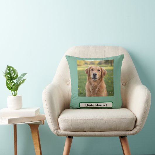 Personalized Dog & Cat Photo and Name Throw Pillow クッション (椅子)