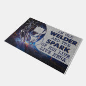 Personalized Doormat, An Old Welder And His Spark ドアマット (アングル)
