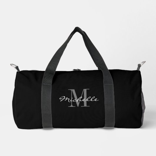 Personalized duffle bag with elegant monogram ダッフルバッグ (正面)