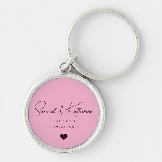 Personalized Engagement Date Pink Heart Script キーホルダー (正面)