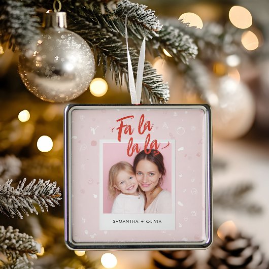Personalized Fa La La La Pink Christmas Photo メタルオーナメント