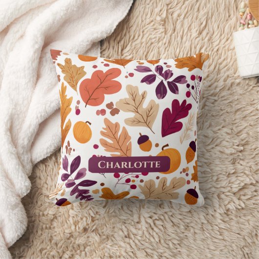 Personalized Fall Pillow – Autumn Leaves & Acorns  クッション (ブランケット)