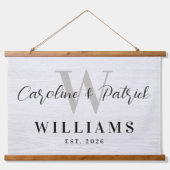 Personalized Family Name Framed Fabric Sign 吊り下げ型タペストリー (正面)