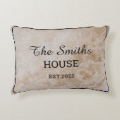 Personalized family name pillow アクセントクッション (正面)