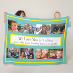 Personalized Family Photos | Gifts for Grandma Fle フリースブランケット<br><div class="desc">A personalized gift for grandma. Perfect for Grandparents Day or a birthday. Upload your own pictures to make a beautiful photo blanket for your grandmother.</div>