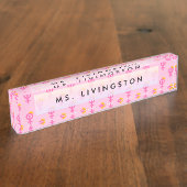 Personalized Feminist Pink デスクネームプレート (側面)