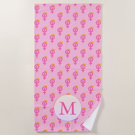 Personalized Feminist Pink ビーチタオル (正面)