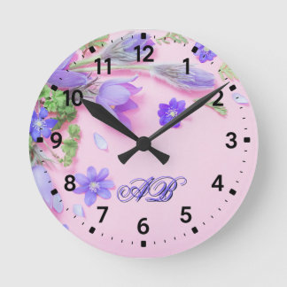 Personalized Floral Monogram Wall Clock – Custom  ラウンド壁時計